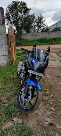 Bajaj Pulsar 220F