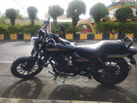Black Bajaj Avenger Street 220