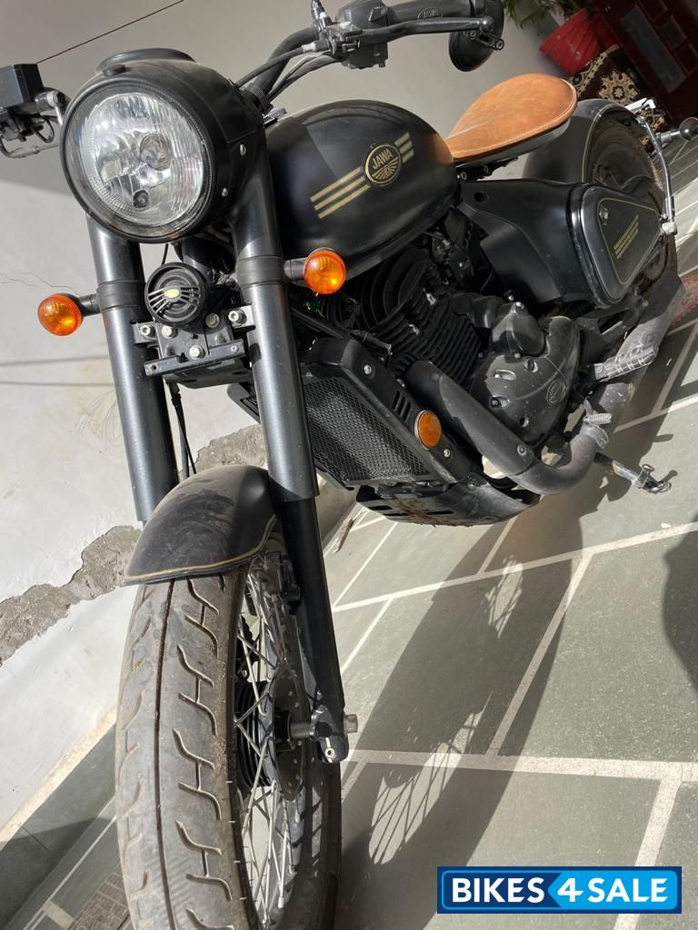 Black Jawa Perak BS6