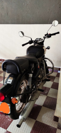 Black Royal Enfield Classic 350