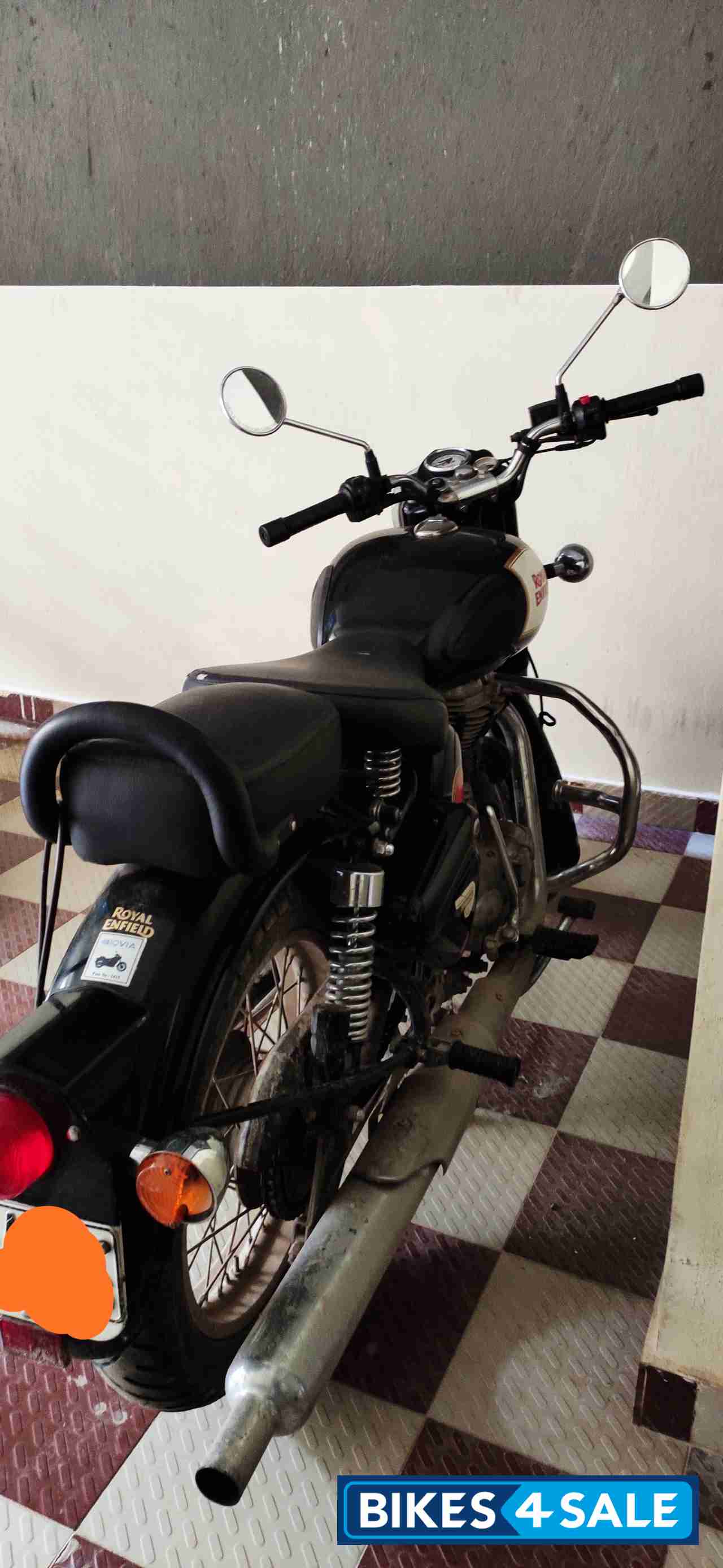 Black Royal Enfield Classic 350 Black Royal Enfield Classic 350