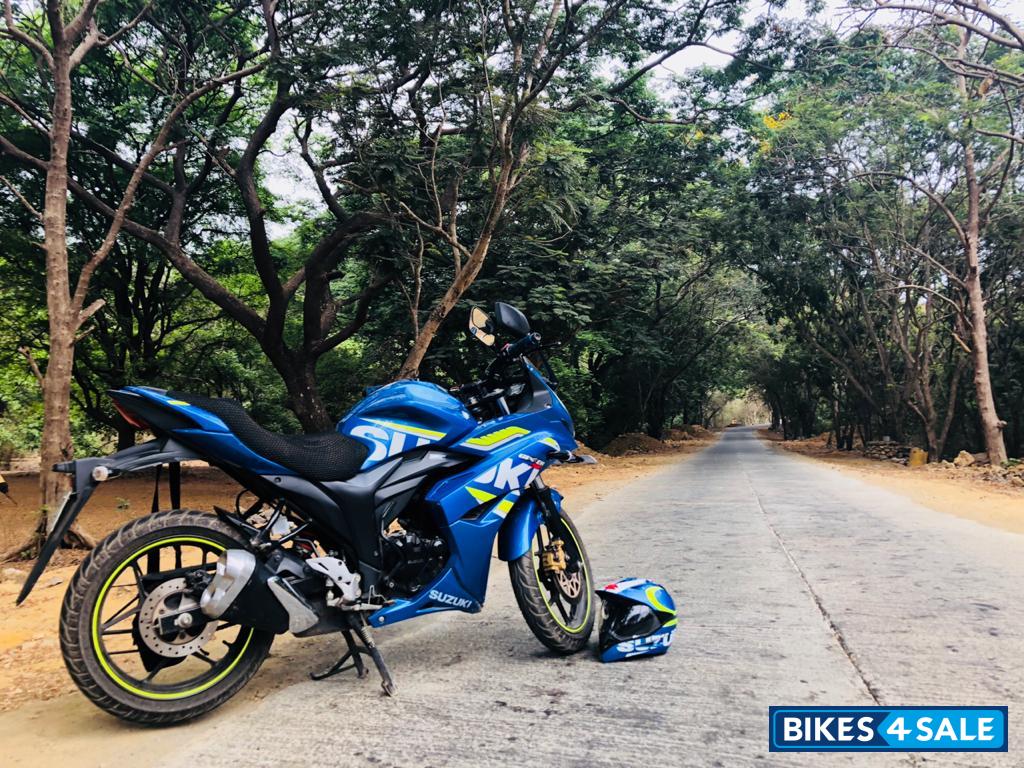 Suzuki Gixxer SF