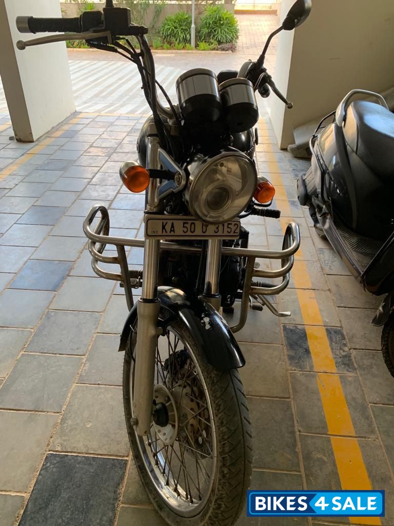 Royal Enfield Thunderbird 350 Royal Enfield Thunderbird 350