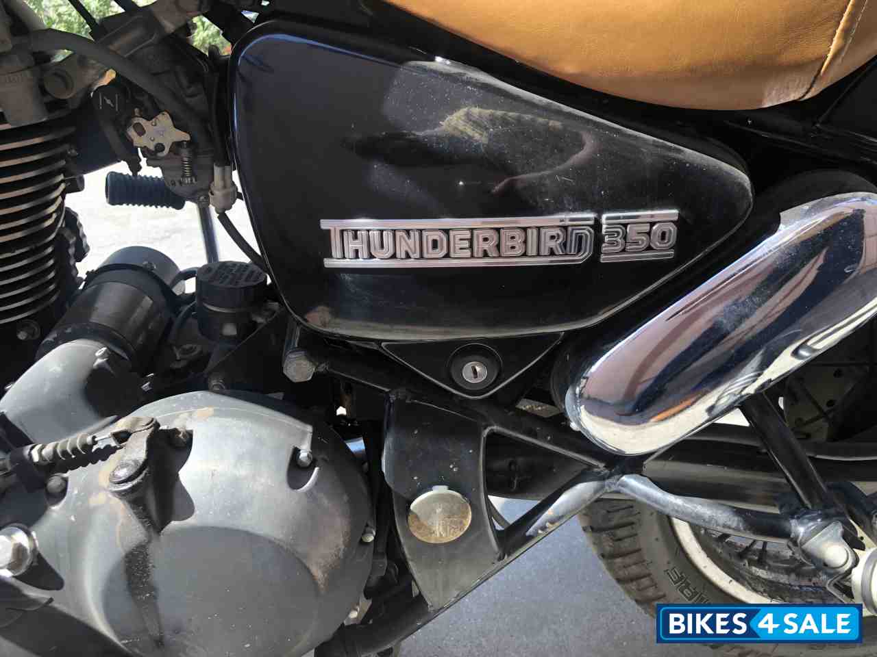 Black Royal Enfield Thunderbird TwinSpark 350