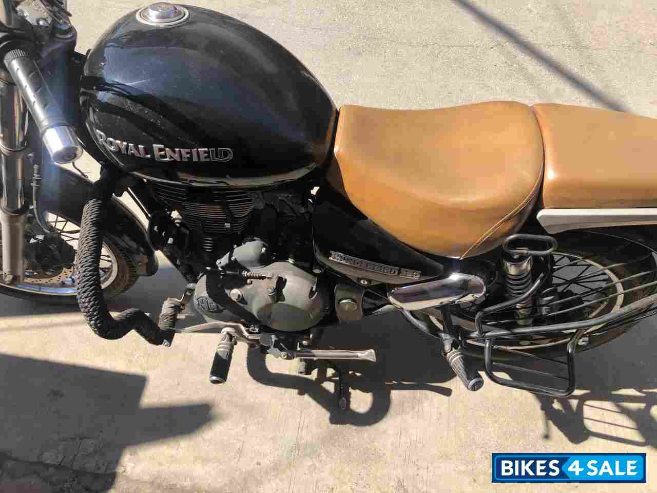 Black Royal Enfield Thunderbird TwinSpark 350