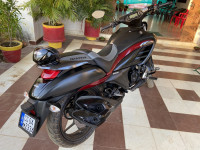 Suzuki Intruder 150 FI