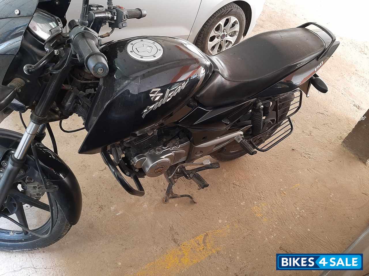 Black Bajaj Pulsar 150 DTSi