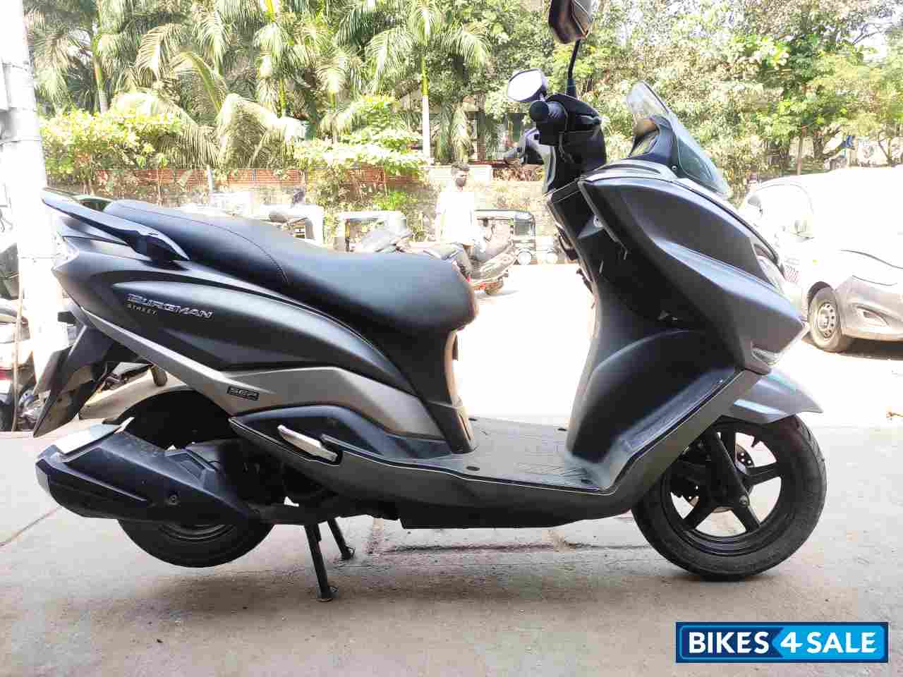 Suzuki Burgman Street