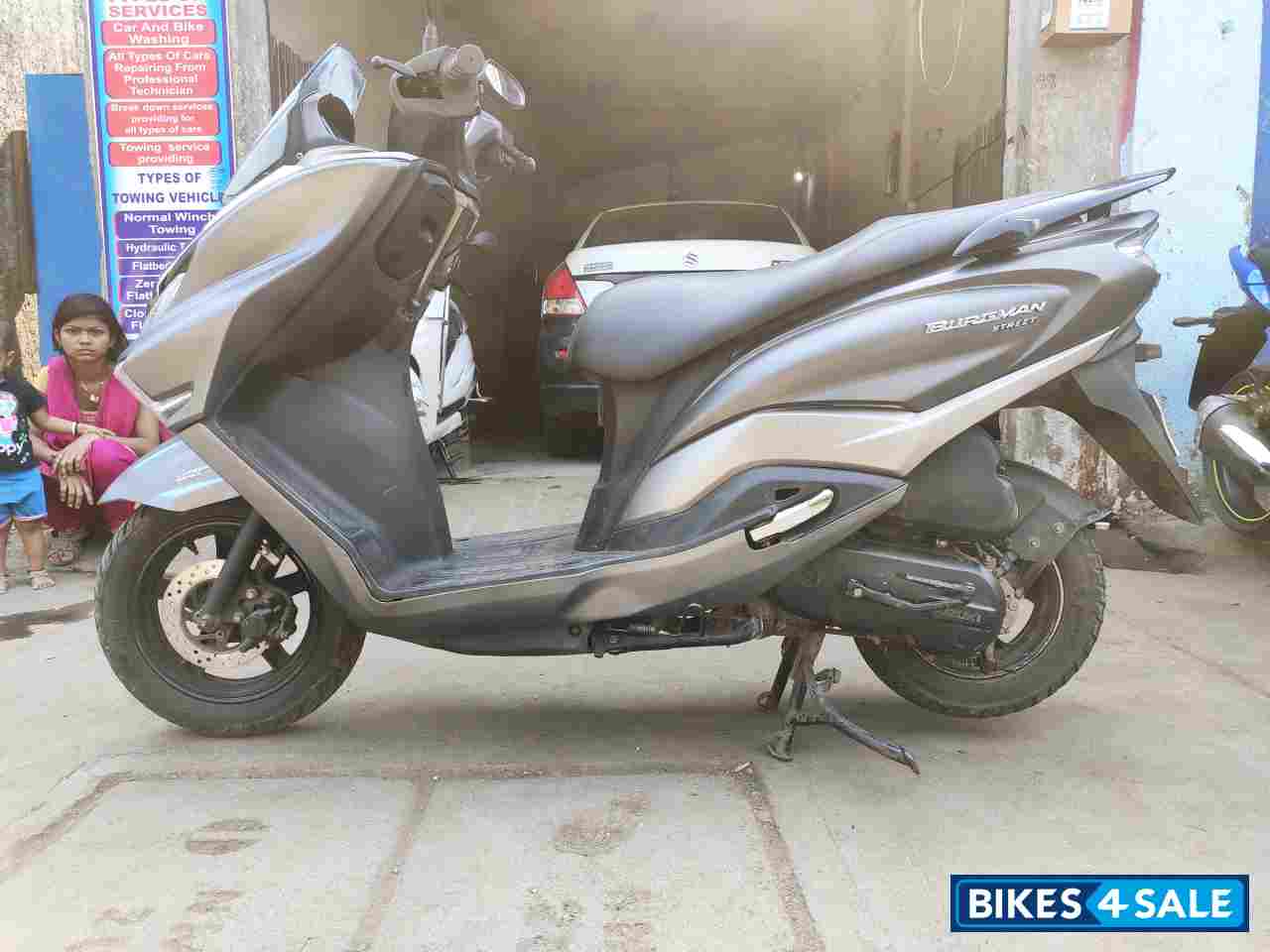 Suzuki Burgman Street