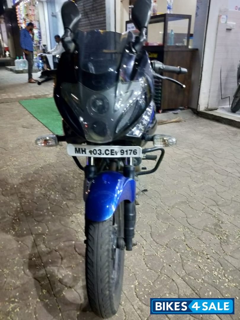 Bajaj Pulsar 220F