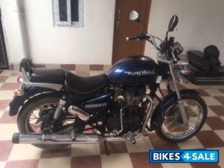 Blue Royal Enfield Thunderbird 350
