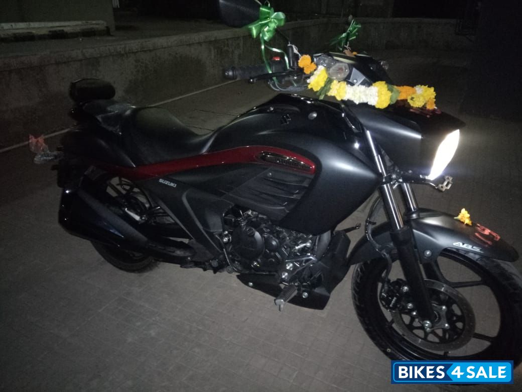 Suzuki Intruder 150 FI