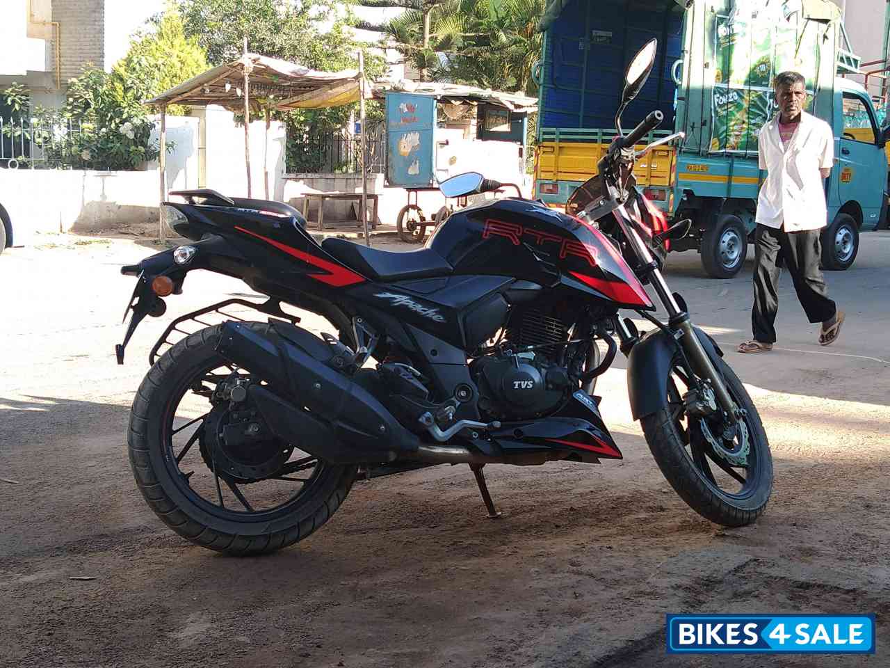 Black And Red TVS Apache RTR 200 4V ABS Race Edition 2.0