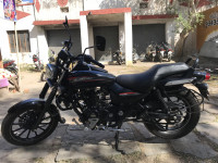 Bajaj Avenger Street 220