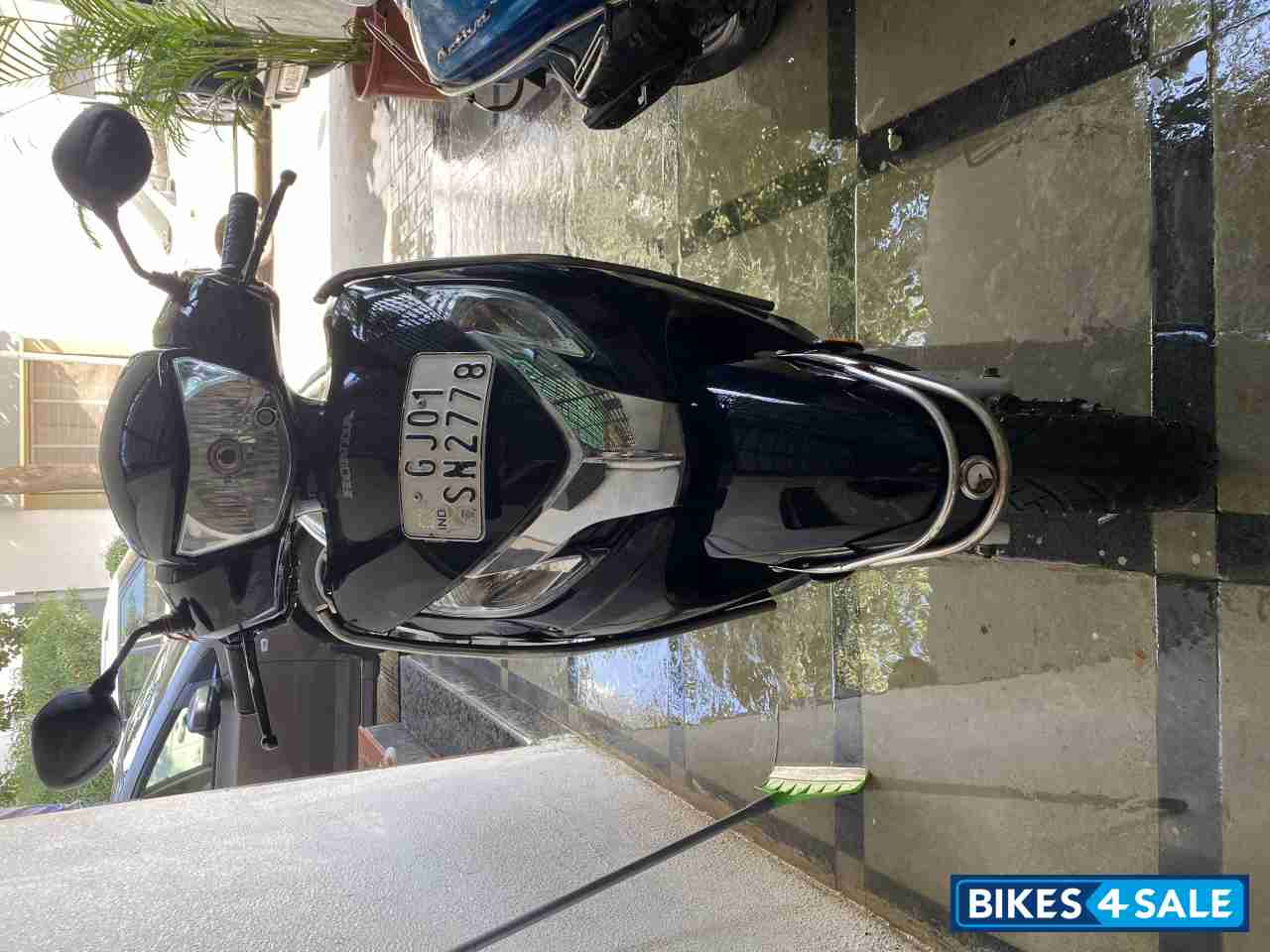 Black Honda Activa 125