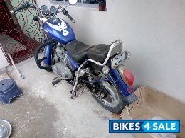 Blue Royal Enfield Thunderbird 350