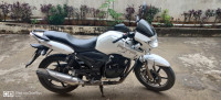 White TVS Apache RTR 180