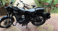Royal Enfield Classic Stealth Black 2019 Model