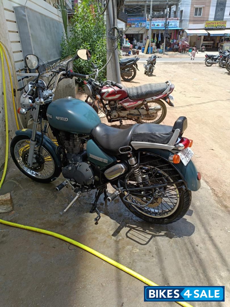 Asphalt Royal Enfield Thunderbird 350