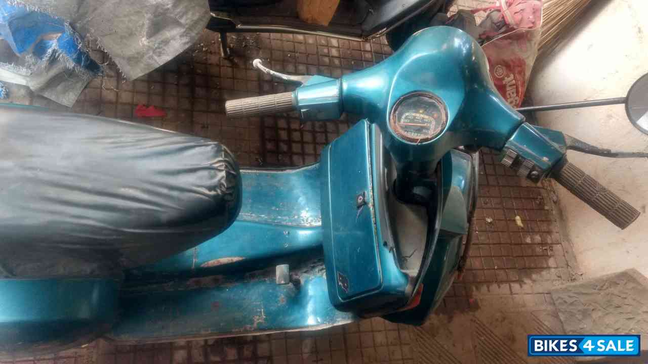 Pearl Black LML Vespa