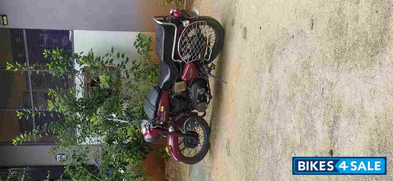 Matte Indian Red Royal Enfield Bullet Standard 500