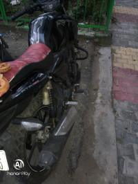 Black TVS Apache RTR 180