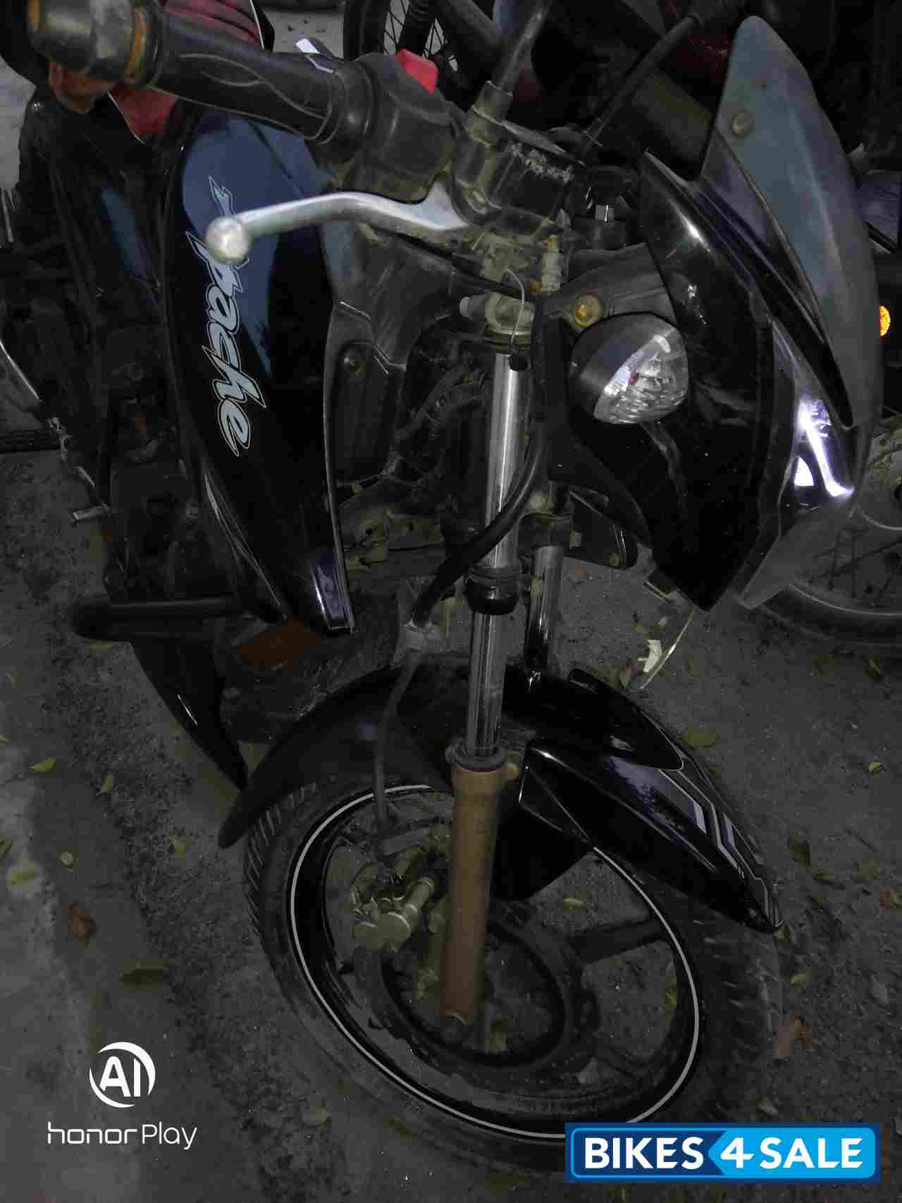 Black TVS Apache RTR 180