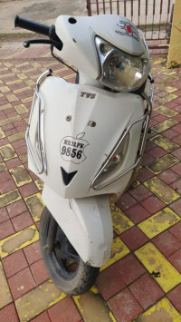White TVS Jupiter