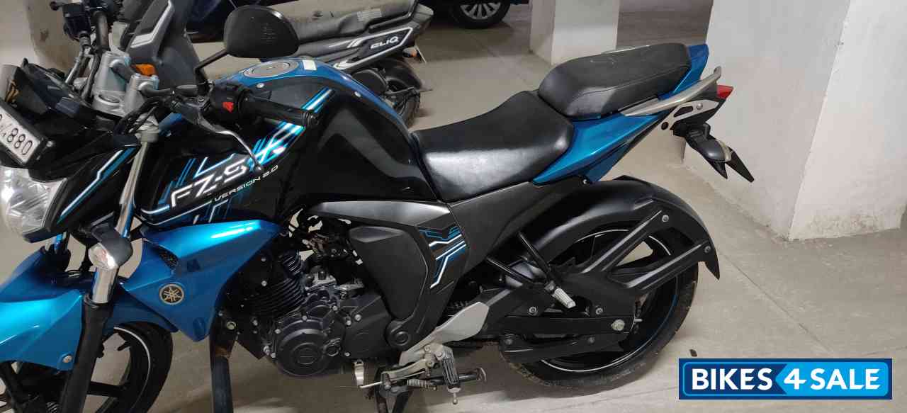 Yamaha FZ-S FI V2