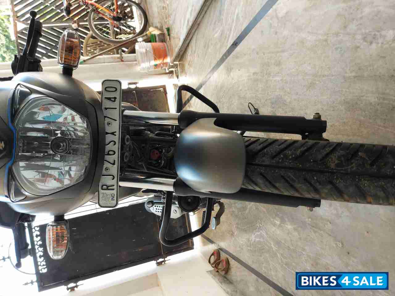 Bajaj Pulsar 125 Neon