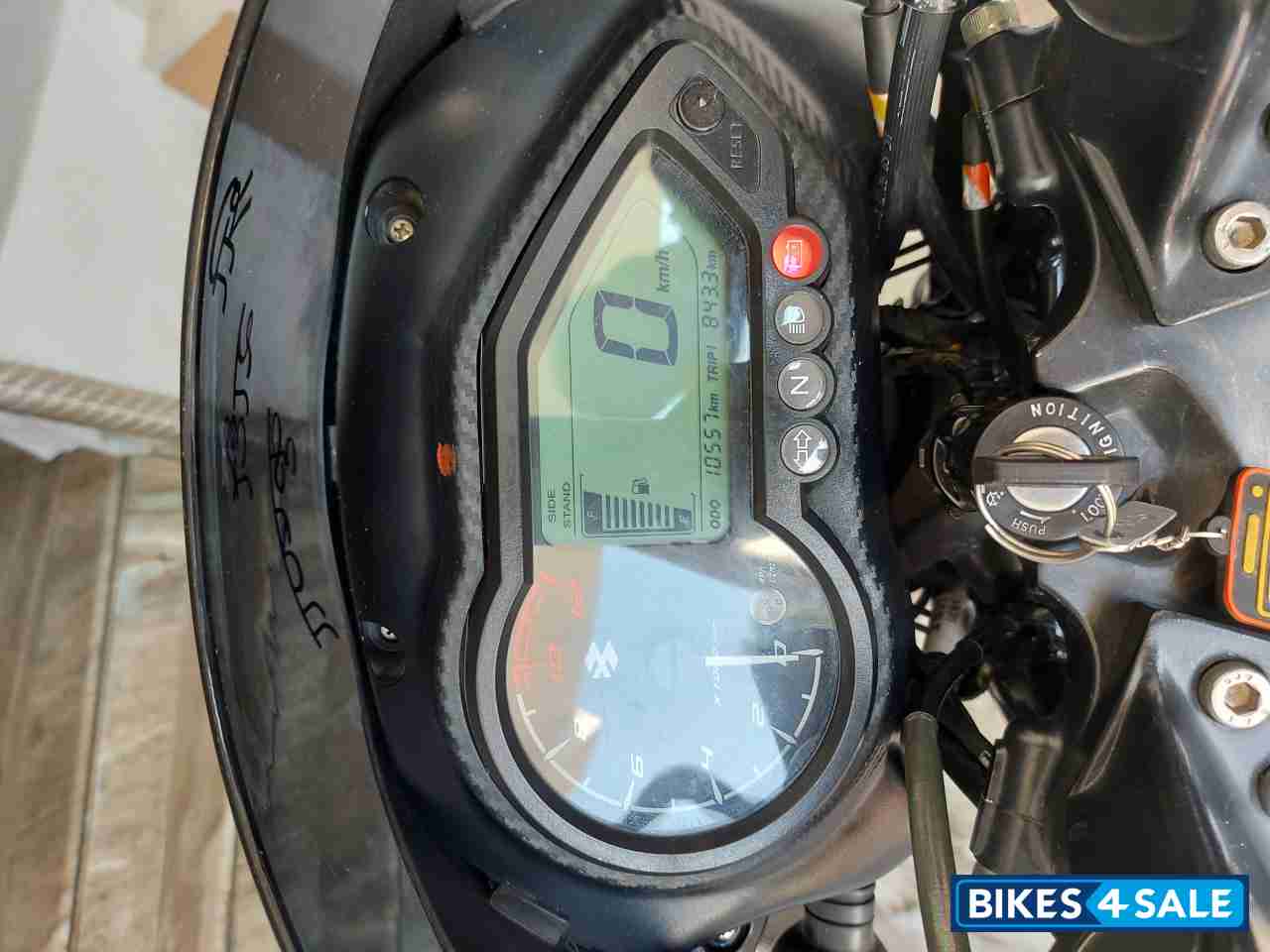 Bajaj Pulsar 125 Neon