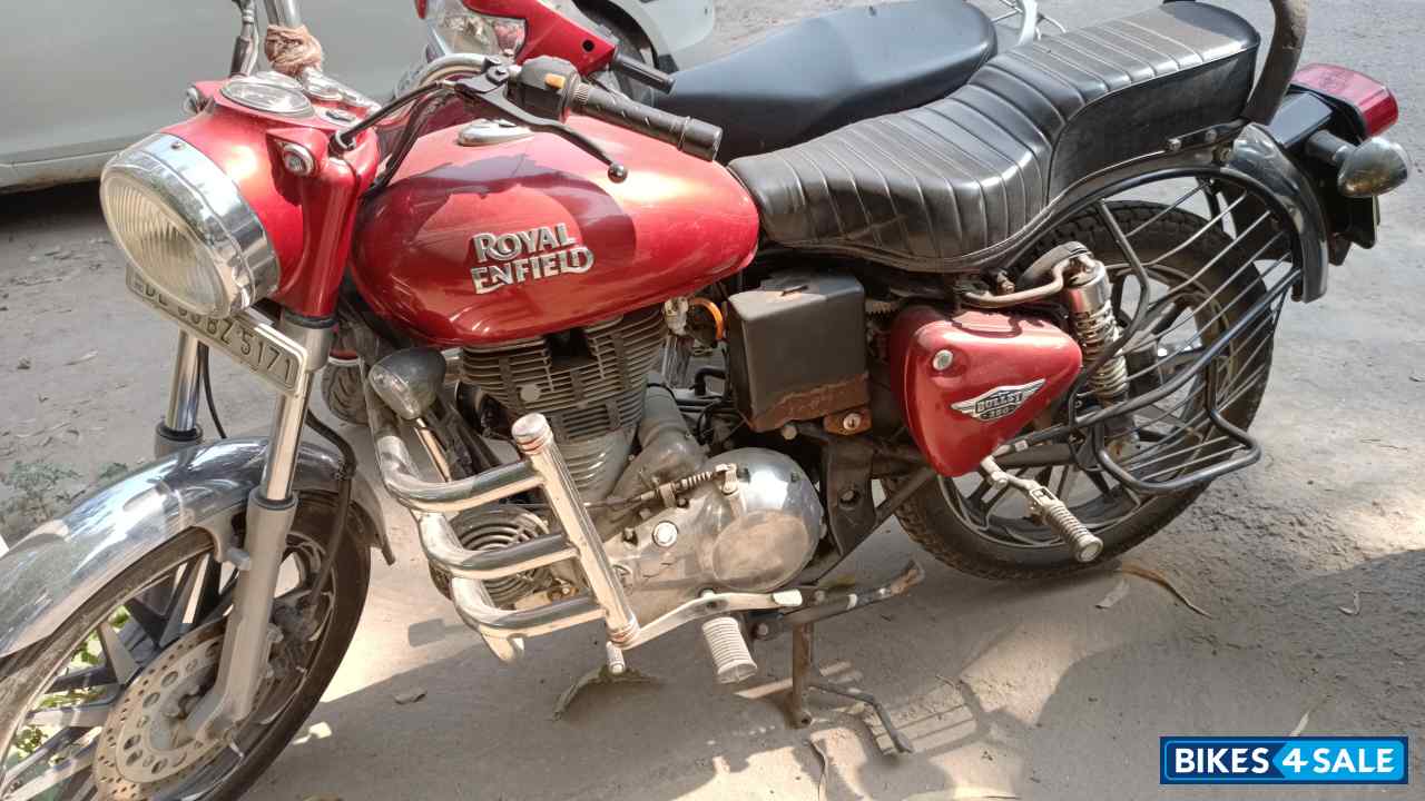 Maroon Royal Enfield Bullet Electra