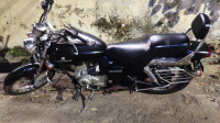 Bajaj Avenger 220 DTS-i