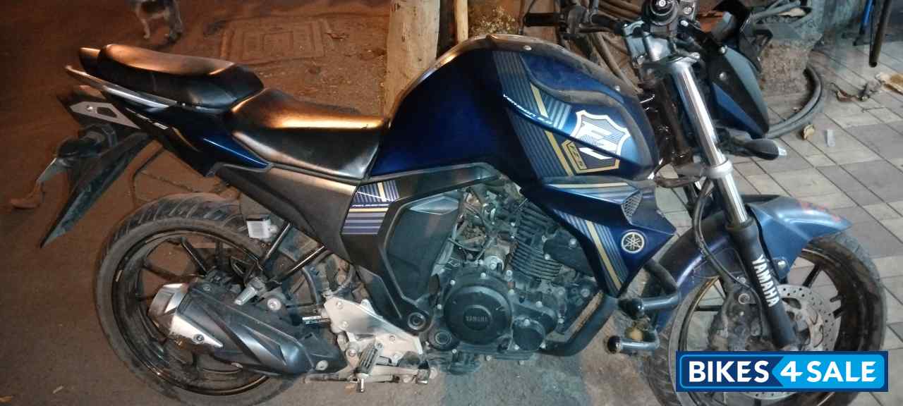 Yamaha FZ FI V2