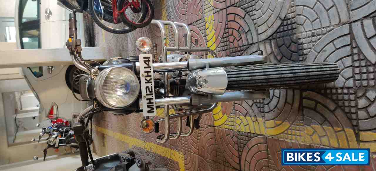 Black Royal Enfield Bullet Electra