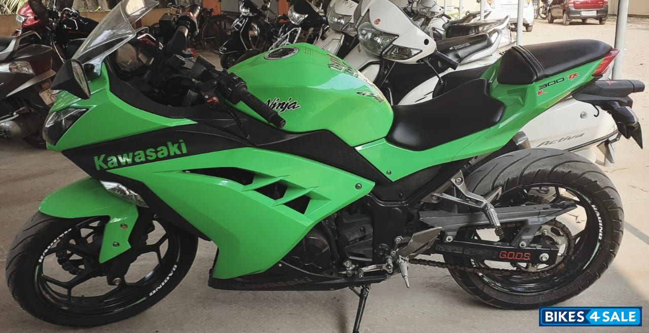 Green Kawasaki Ninja 300R
