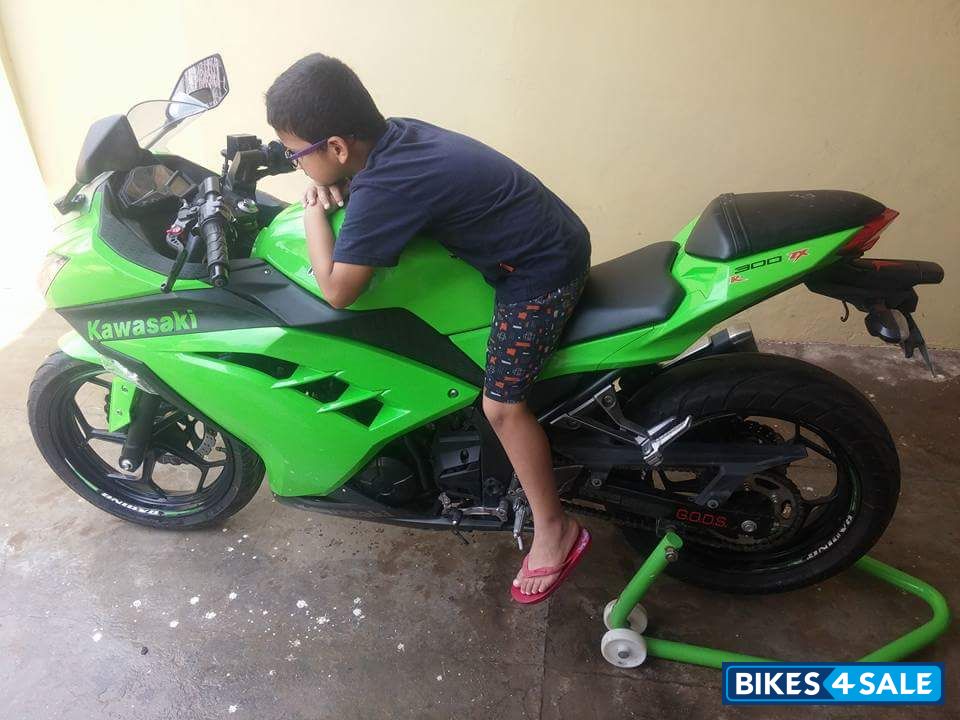 Green Kawasaki Ninja 300R