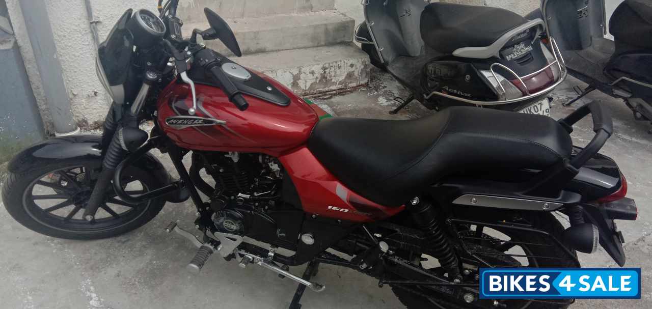 Bajaj Avenger Street 160