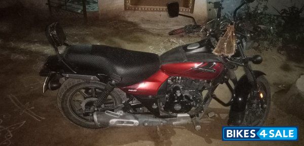 Bajaj Avenger Street 160