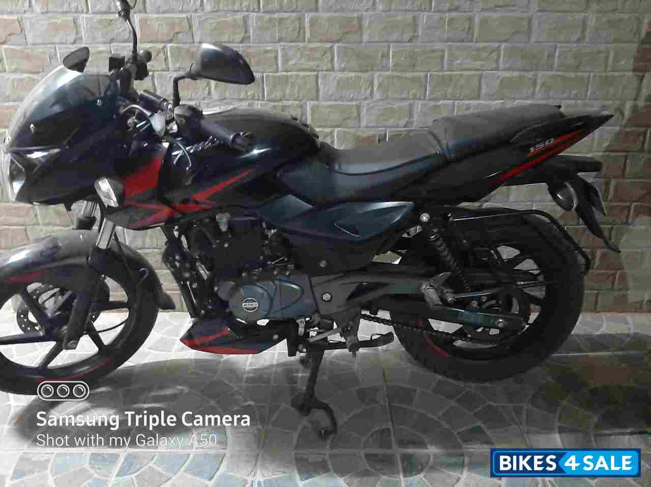 Bajaj Pulsar 150 Twin Disc