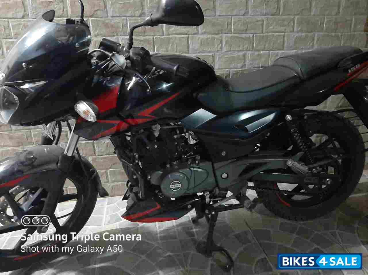 Bajaj Pulsar 150 Twin Disc