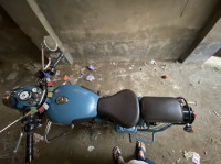 Royal Enfield Classic Squadron Blue