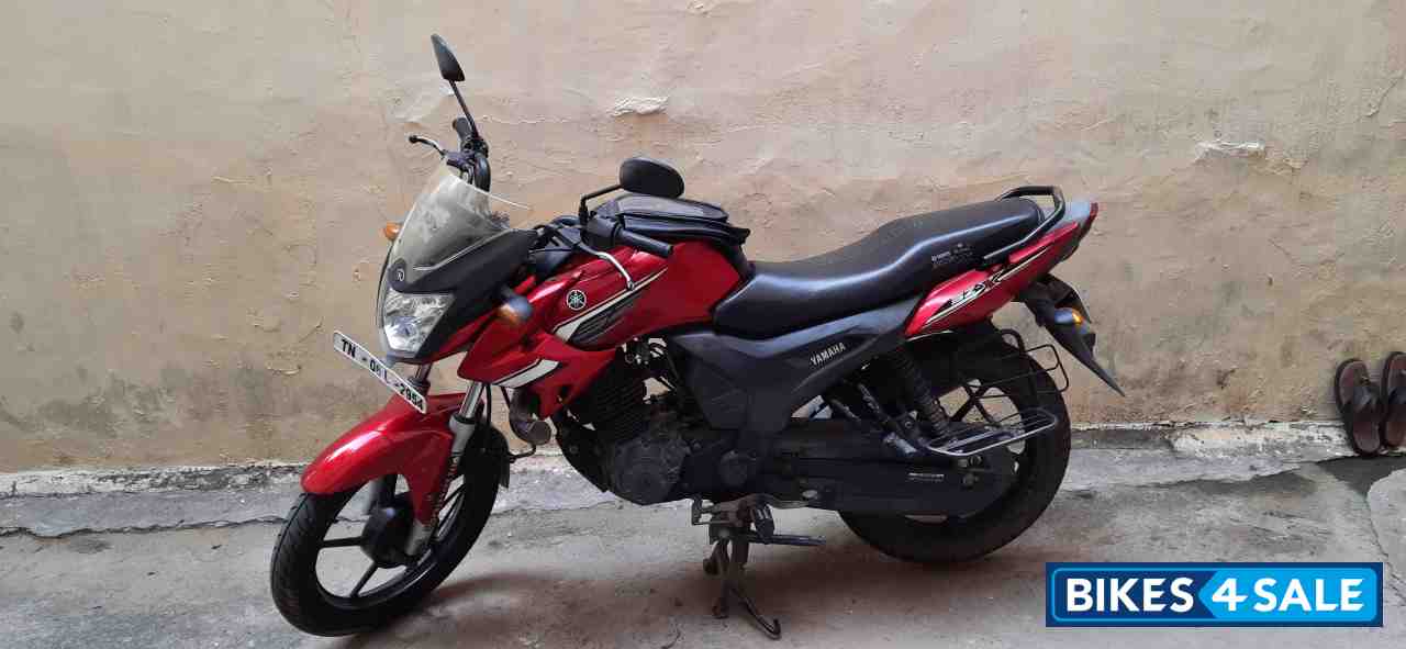 Red Yamaha SZ-X