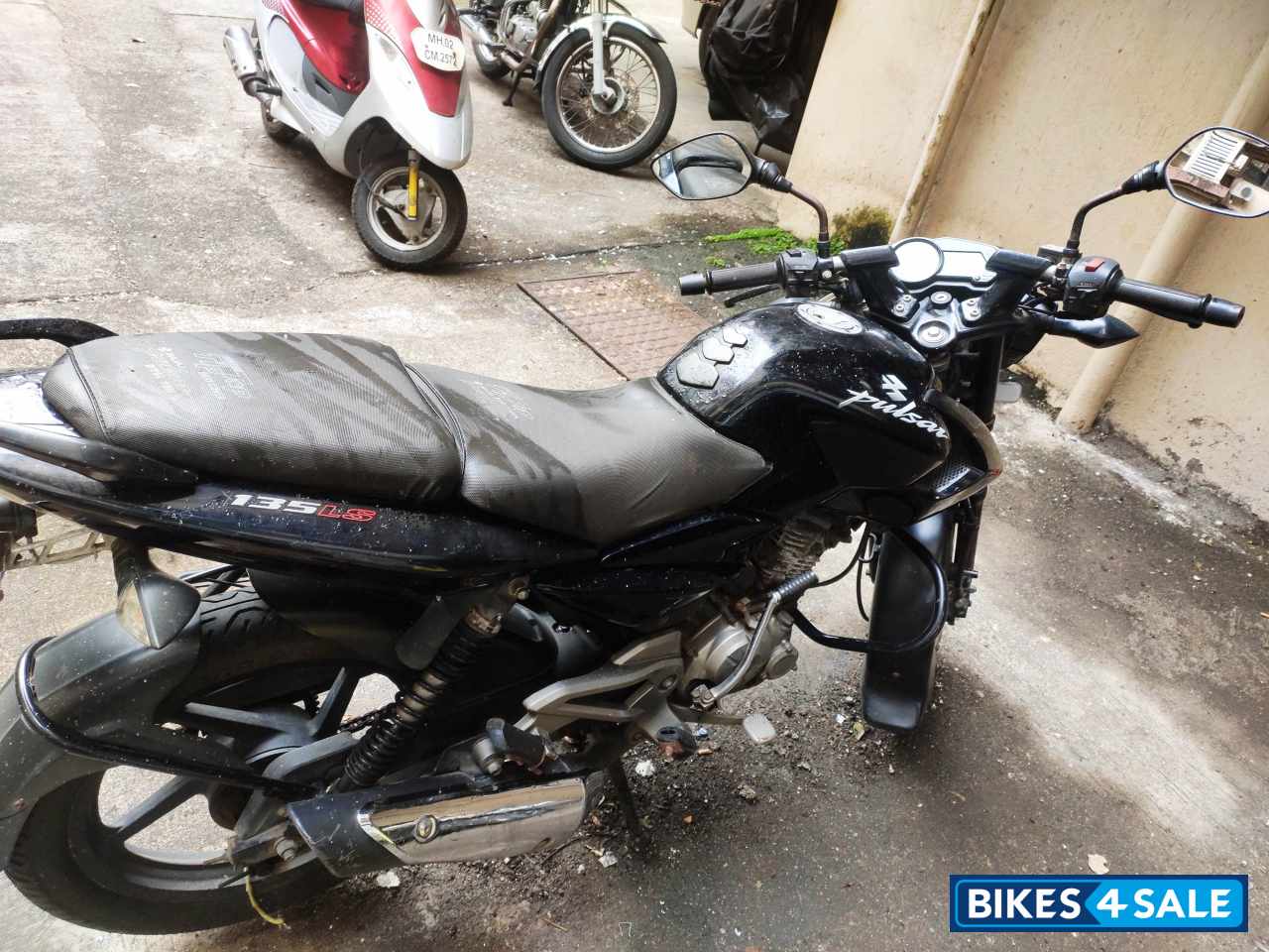 Bajaj Pulsar 135LS