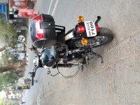 Black Royal Enfield Classic 500