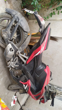 Bajaj Pulsar RS 200