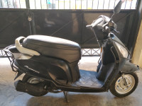 Black Honda Aviator