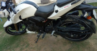 White TVS Apache RTR 200 4V