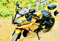 Yamaha YZF R15 V2