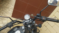 Bajaj Avenger Street 220